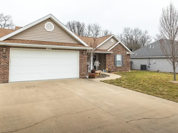 1360 N Chicago Avenue, Bolivar, MO 65613