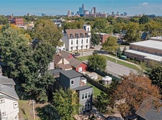 4210 Peach Ct, Cleveland, OH 44113
