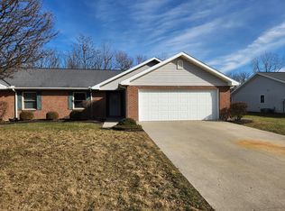 824 Meadow Glen Ave, Brookville, OH 45309