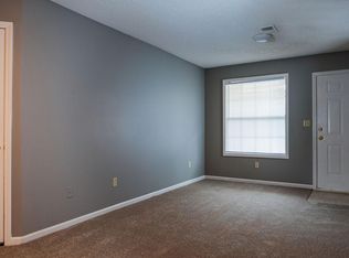 700-763 SW Lemans Ln #3878A, Lees Summit, MO 64082