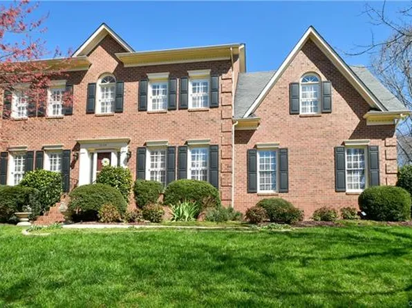 10514 Oak Pond Cres, Charlotte, NC 28277