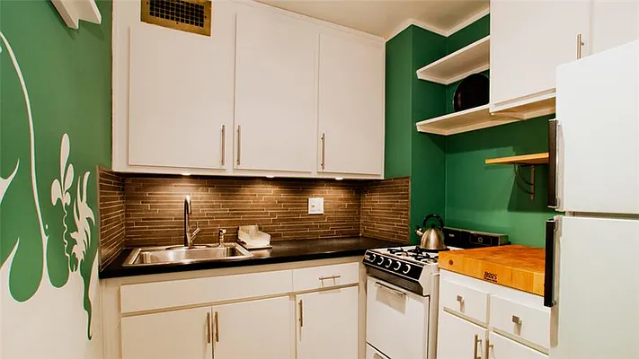 Sold by Fenwick Keats Real Estate | media 16