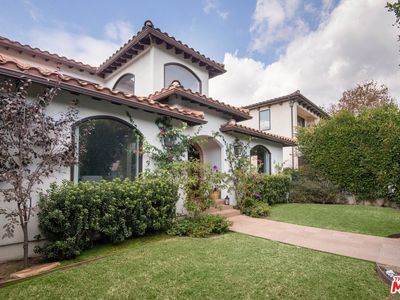 629 S Gretna Green Way, Los Angeles, CA, 90049