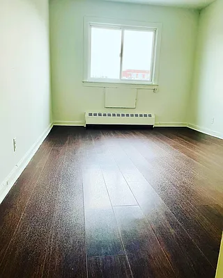 Rented by RealTegrity NY LLC | media 7