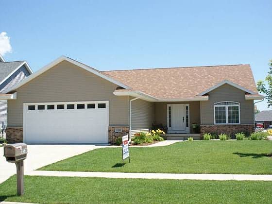 1st image of 5320 Glacier Dr