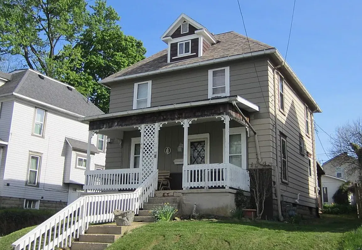 79 Greenwood Av - Mansfield - Single Family — Photo 1