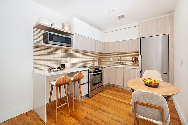 Rented by Brown Harris Stevens | media 9