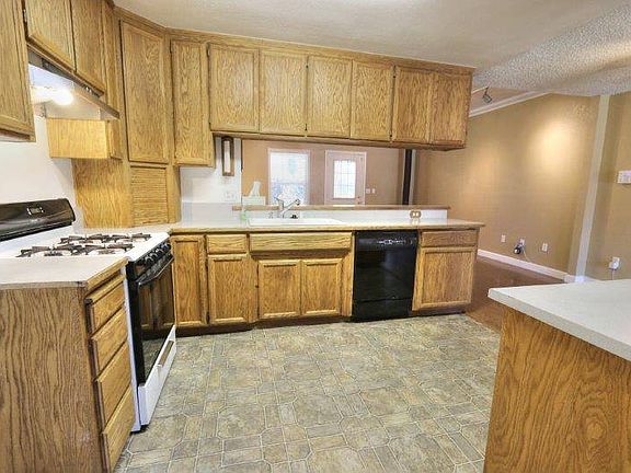 5th image of 6913 Waxwing Way