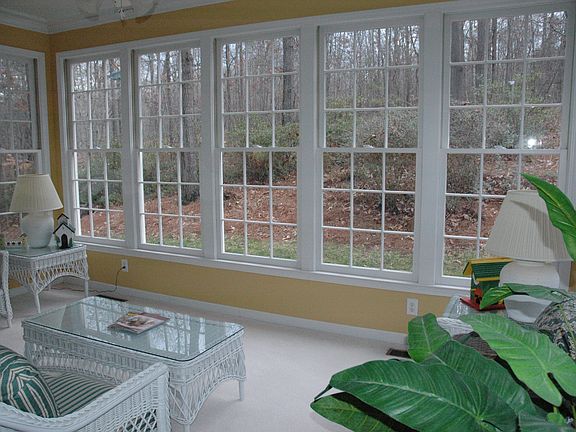 Sunroom: Bright 