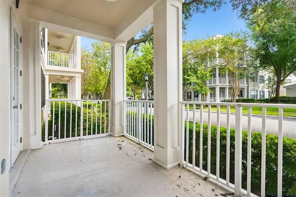3 bed, 2.0 bath, 1430 sqft, $3,000 — Photo 4