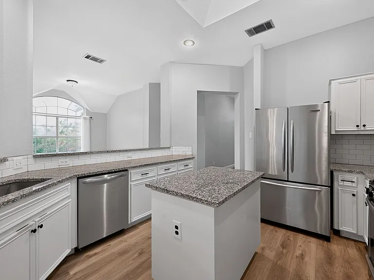 3822 Newland Dr — Photo 12