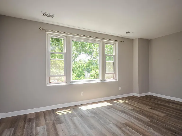 4840 Macarthur Blvd NW #404 — Photo 8