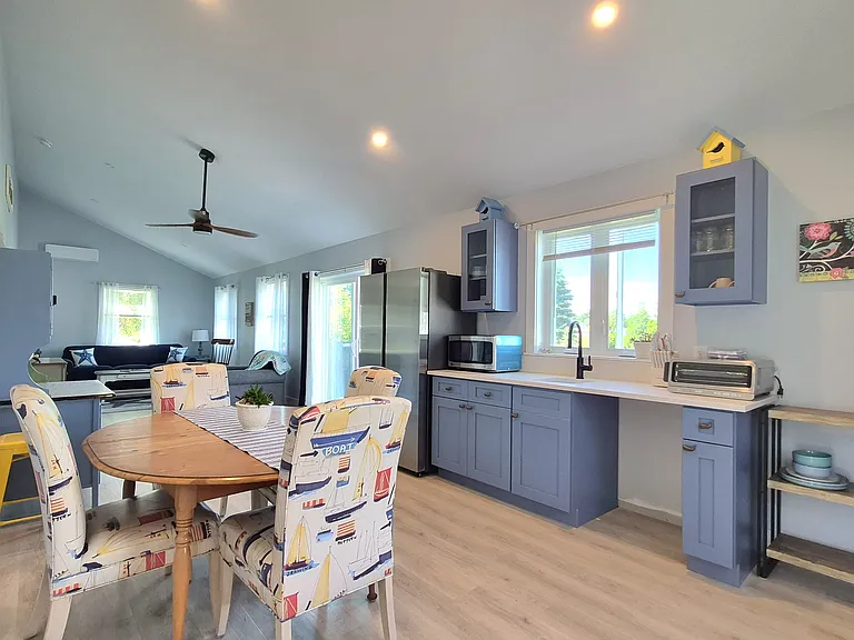 92 Elmere Rd #A — Photo 3