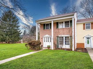9 Sharpsburg Ct, Coram, NY 11727