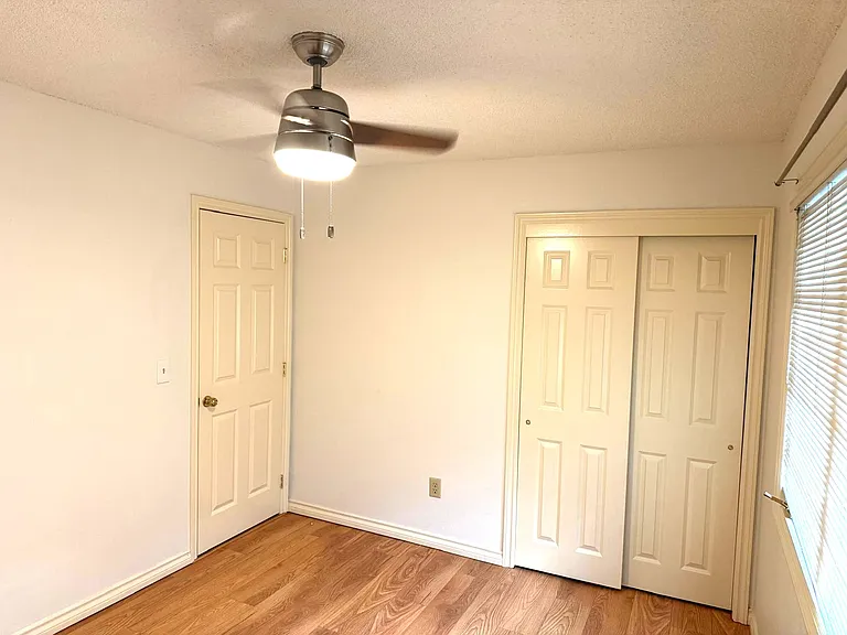 Upstairs Bedroom 1
