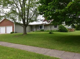 1305 Shire Dr, Angola, IN 46703