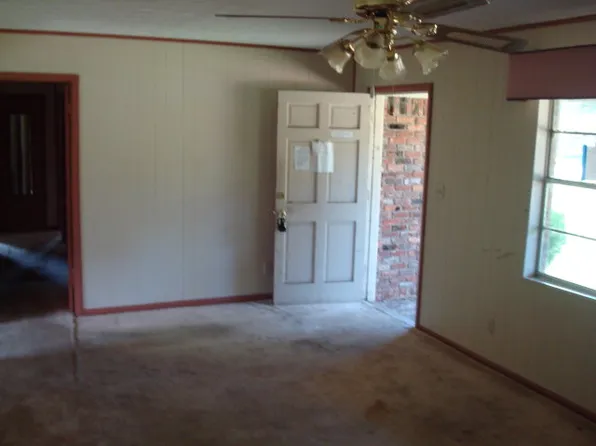 131 Dempsey Rd, Bainbridge, GA 39817