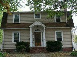 2420 E 13th St, Des Moines, IA 50316