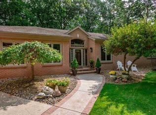 50688 Lilac Rd, South Bend, IN 46628