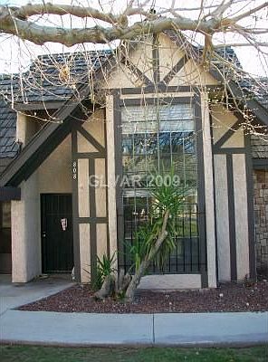 2nd image of 808 Pepperwood Ln