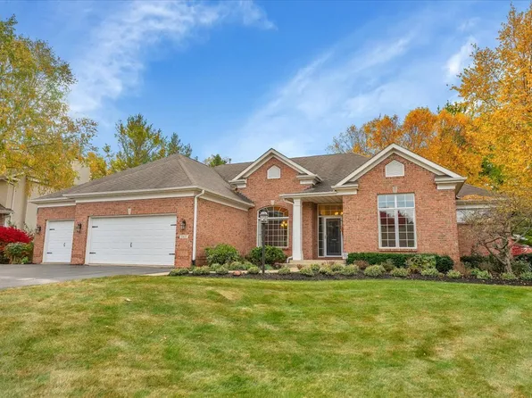 5413 Parliament Pl, Rockford, IL 61107