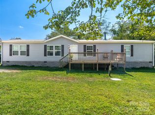 122 Mossy Brook Trl, Hendersonville, NC 28792