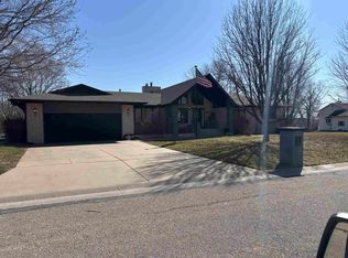 2320 Potters Ct, El Dorado, KS 67042