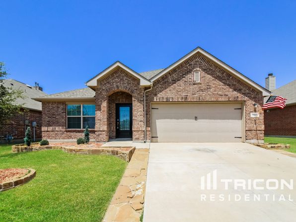560 Bromeliad Dr