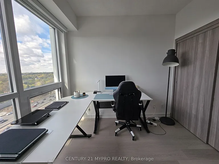 27 McMahon Dr #1806 — Photo 22