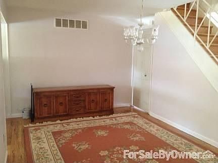 Living Room
						:
						This shows the open space of the living room