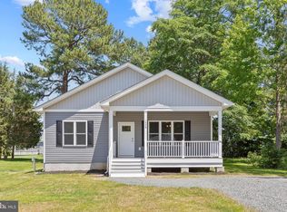 1448 Holly Vis, Colonial Beach, VA 22443