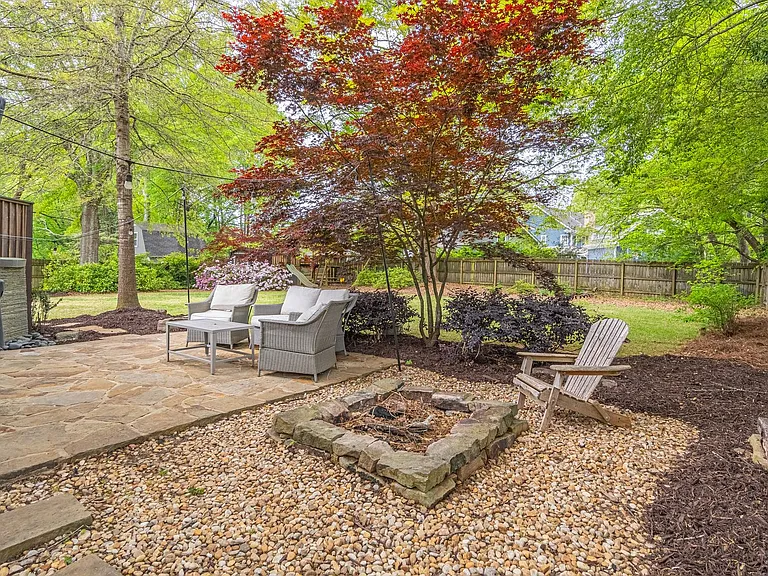 250 Wavetree Dr — Photo 29