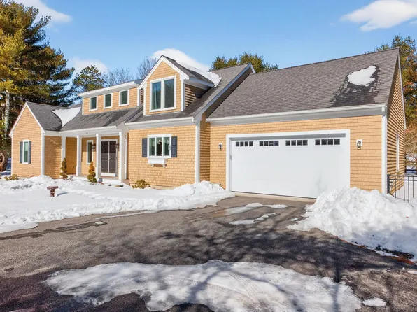 26 Crosswinds Way, Teaticket, MA 02536