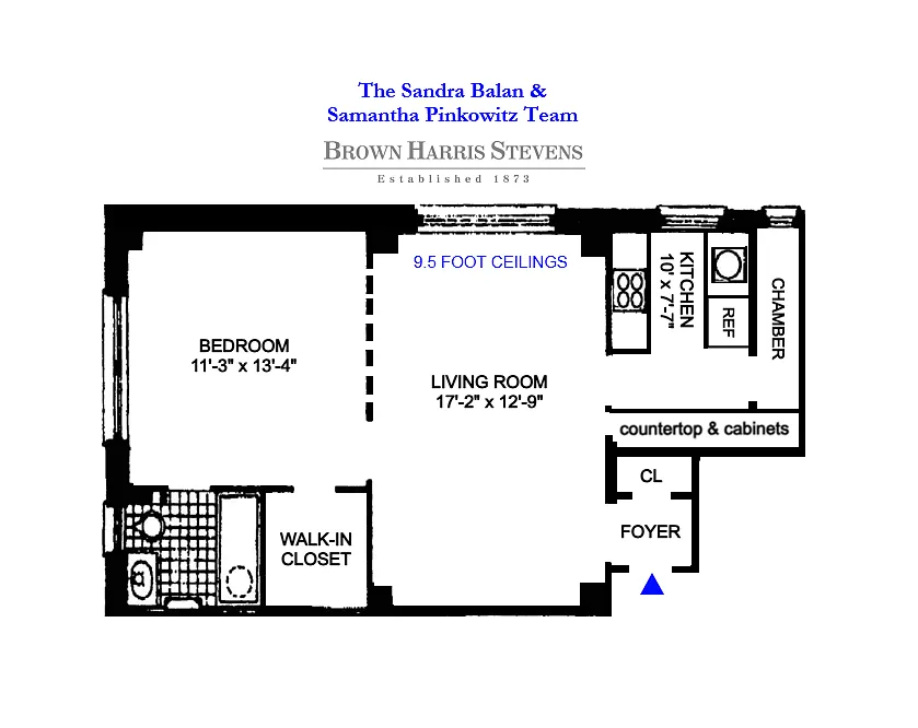 Building Photo - 27 W 55th St #44