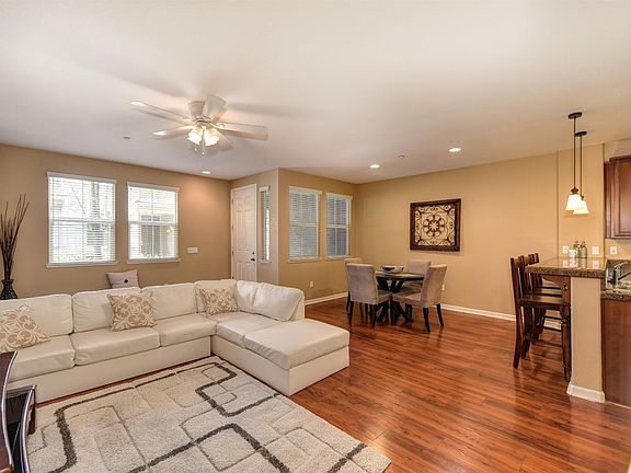 2nd image of 1608 Hudson Cir