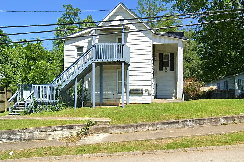 1 bed, 1.0 bath, 823 sqft, $725 — Photo 4