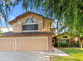 8799 Liscarney Way, Sacramento, CA 95828
