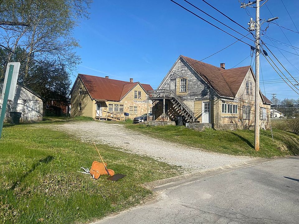 1st image of 904 Sparta St