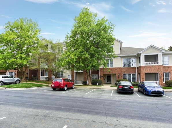 217 Waterford Lake Dr, Cary, NC 27519