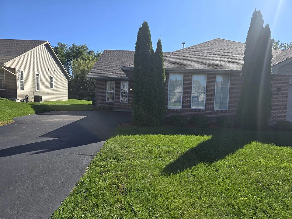 6447 Harvest Ln