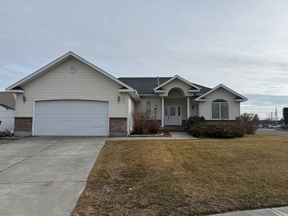 1st image of 3485 Spring Creek Dr