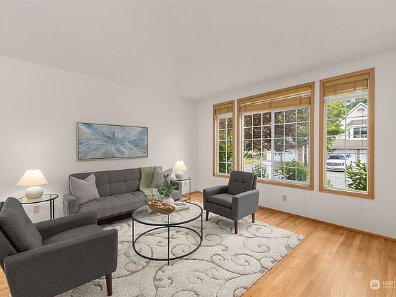 4th image of 25439 SE 42nd Place