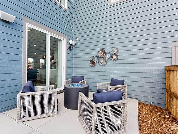 Example of Residence 3203 - Outdoor Patio
