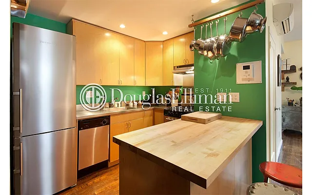 Sold by Douglas Elliman | media 13