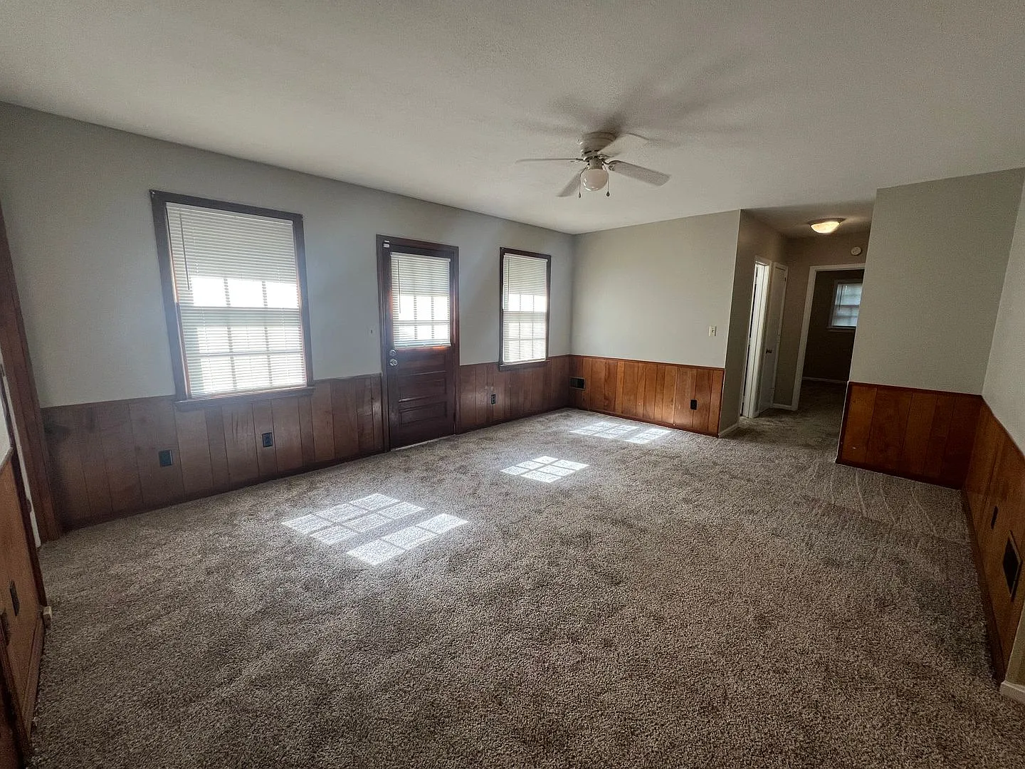 3 bedroom 2 bathroom two story home — Photo 4