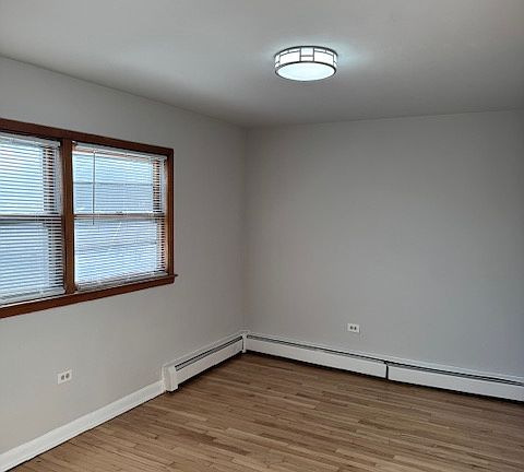 4th image of 2449 W 119th St #5