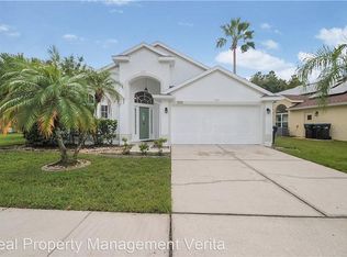 916 Maple Creek Dr, Orlando, FL 32828