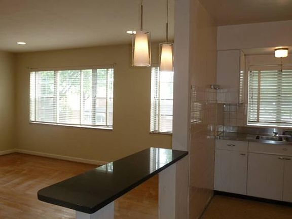 Kitchen-Living Room