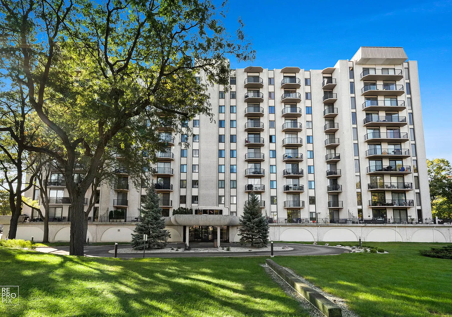 1 bed, 900 sqft, $1,850 — Photo 1