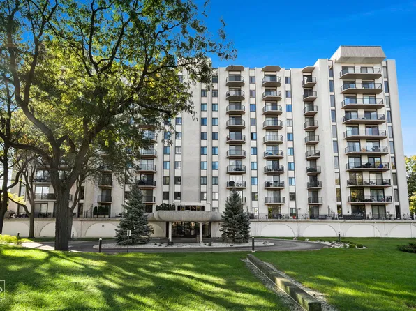 190 S Wood Dale Rd APT 706, Wood Dale, IL 60191